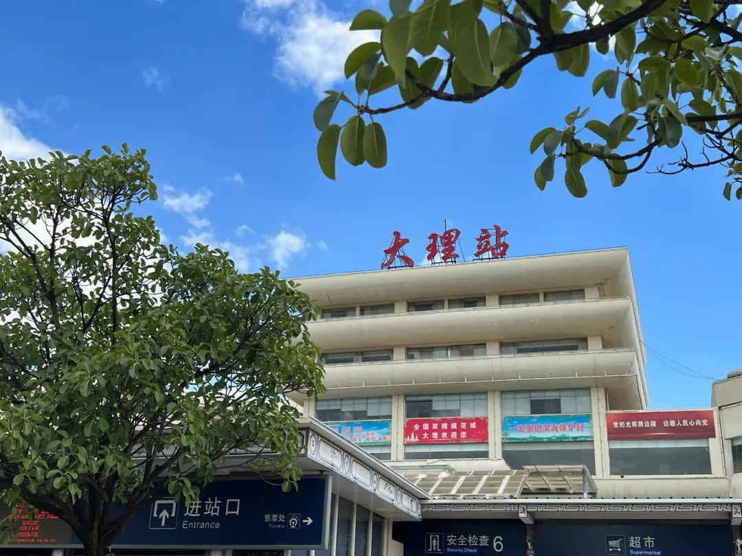 泉州到大理州零担物流,货物运输专线